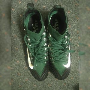 NIKE ALPHA MENACE ELITE FOOTBALL CLEATS 877140-310